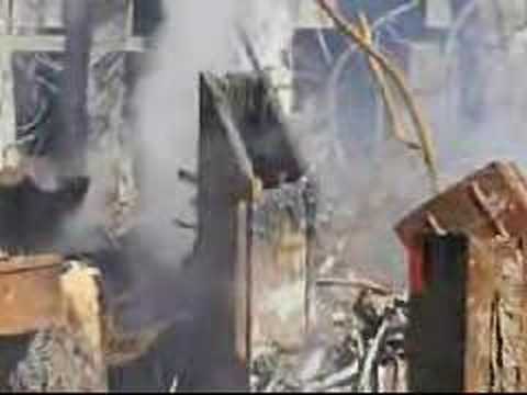 Youtube: 9/11 CONSPIRACY:WERE THERMITE SHAPE CHARGES USED AT THE WTC?