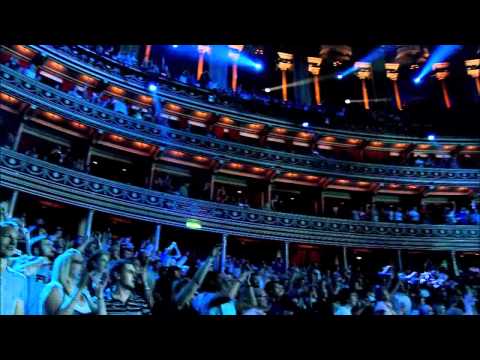 Youtube: The Killers - Human (Royal Albert Hall 2009)