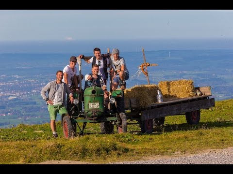 Youtube: LAUSBUAM - Resi, i hol di mit meim Traktor ab