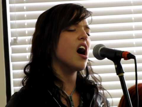 Youtube: Halestorm -- All I wanna do is make love to you (acoustic Heart cover)