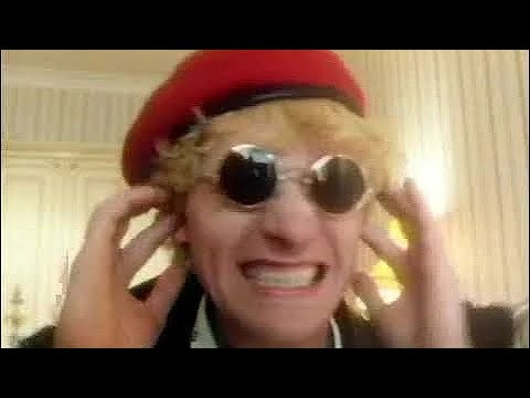 Youtube: Captain Sensible - Wot (1983)