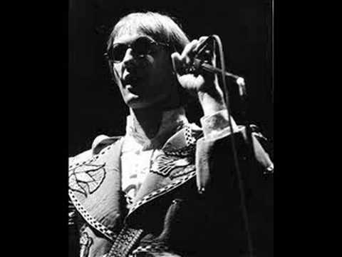 Youtube: The Cockney Rebel & Steve Harley - Living In A Rhapsody