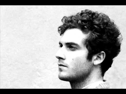 Youtube: Nicolas Jaar - Dubliners (Original Mix)