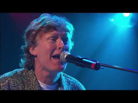 Youtube: Steve Winwood & Carlos Santana “Why Can’t We Live Together” Live @ Montreux 2004