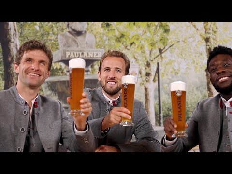 Youtube: 'A little bit tight...' | Harry Kane wears lederhosen and learns to eat Weisswurst the right way