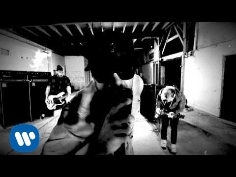 Youtube: Shinedown - Cut The Cord (Official Video)