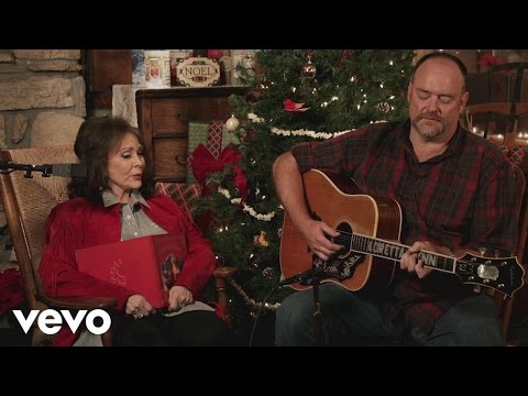 Youtube: Loretta Lynn - Country Christmas (Official Music Video)