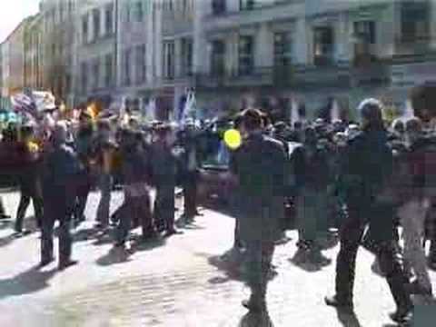 Youtube: Krakow gay pride 2007