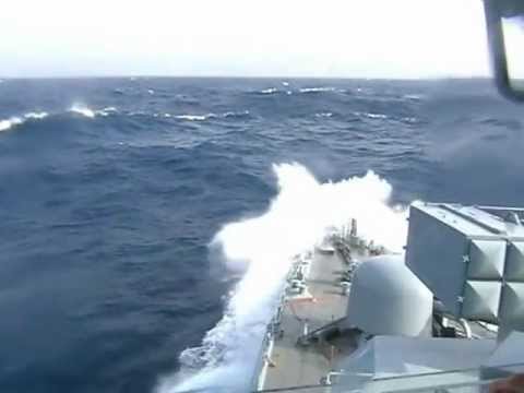 Youtube: Freakwave hits german warship