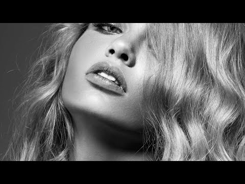 Youtube: Blues Mobile Band - I Live You Baby