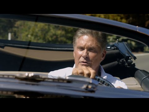 Youtube: David Hasselhoff – Sweet Caroline [Official Video]