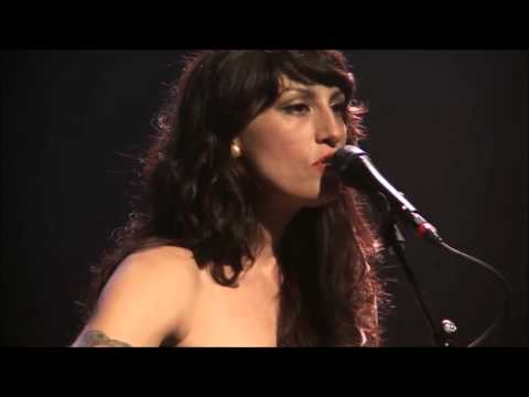 Youtube: Norah Jones - Tell Yer Mama - Live at LePoisonRouge NYC 2009