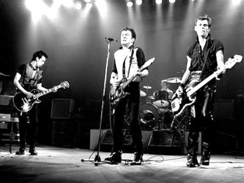 Youtube: The Clash - Brand New Cadillac  -  Legendado