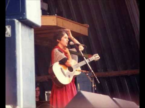 Youtube: Joan Baez - Wozu sind Kriege da