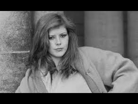 Youtube: KIRSTY MacCOLL (1959-2000) A Tribute - Some Of The Best