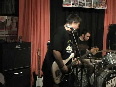 Youtube: Agent Orange - " Living in Darkness " live