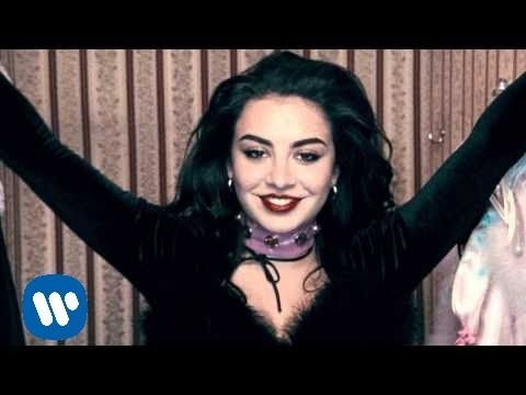 Youtube: Charli XCX - Break The Rules [Official Video]