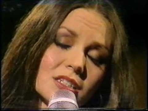 Youtube: Crystal Gayle - When I dream