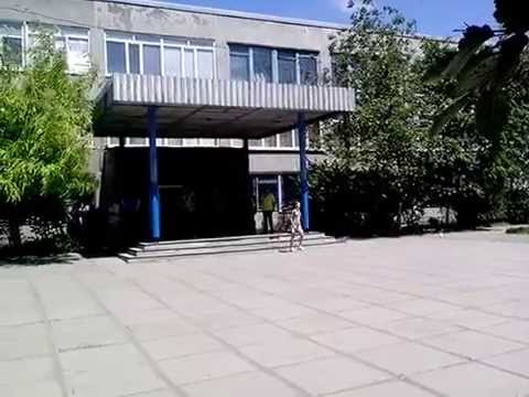 Youtube: Мариуполь выборы 25.05.14 Никто не пришел!