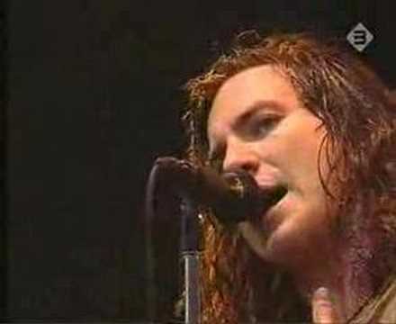 Youtube: Pearl Jam-Black