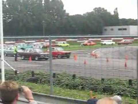 Youtube: bmw 02 lelystad 2007 sprint