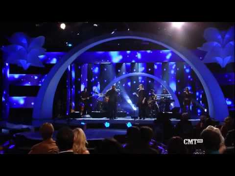 Youtube: Adele and Darius Rucker - Need You Now (Live 2010) HD