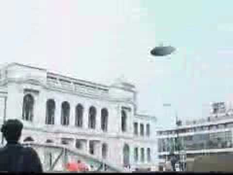 Youtube: Real UFO in Sarajevo Bosnia (8.10.2005)