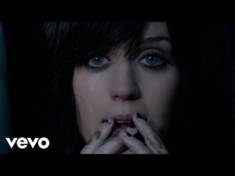 Youtube: Katy Perry - The One That Got Away (Official Music Video)