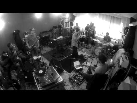 Youtube: The Ruffcats und der Retrogott - Atomic Love Affair (Live Session)