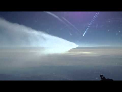 Youtube: Flying through contrails (cockpit view) FL380