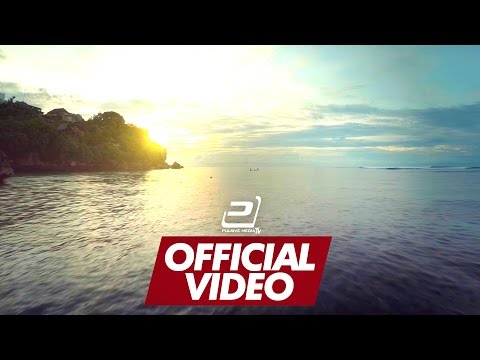 Youtube: Farbenblind feat. Morano - Feuer (Offizielles Musik-Video)