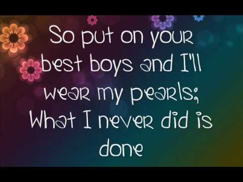 Youtube: If I Die Young-The Band Perry-LYRICS! <i class=