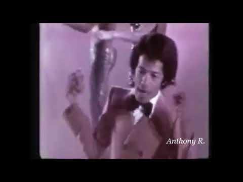 Youtube: Lester Vigon - Harlem Shuffle 1967.