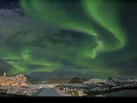 Youtube: Aurora Borealis (Vangelis-Chariots of Fire)