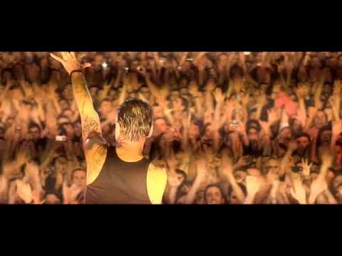 Youtube: Depeche Mode - Personal Jesus (Live in Barcelona 2009)