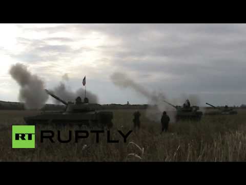 Youtube: Ukraine: See DPR fire self-propelled artillery shots