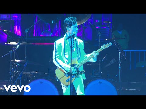 Youtube: Prince - The Bird (Live At The Los Angeles Forum, April 28, 2011)