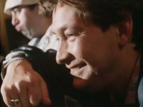 Youtube: Chris Rea  - Josephine (Original Single Version 1985)