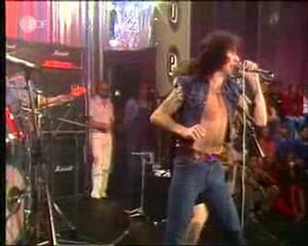 Youtube: AC/DC - Highway To Hell (Live German Tv With Bon Scott 1979)