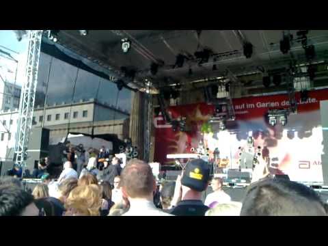 Youtube: Judith Butler refuses prize at Berlin's CSD 2010
