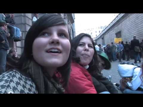 Youtube: G20 protests in London