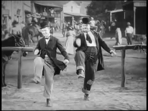 Youtube: Billie Jean - Stan Laurel, Oliver Hardy en Michael Jackson