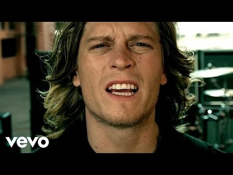 Youtube: Puddle Of Mudd - She Hates Me (Official Video)
