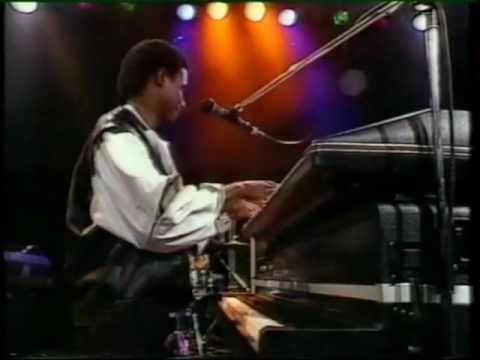 Youtube: David Joseph - "You can't hide your love/Lets live it up" mix UK TV programme.