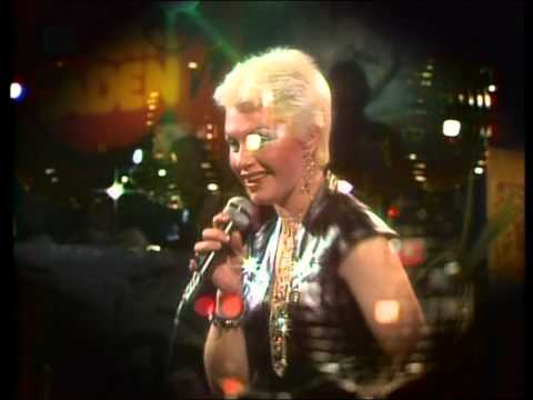 Youtube: Alicia Bridges - I Love The Night Life (1978) HD 0815007