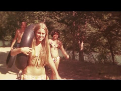 Youtube: Still Corners - The Trip