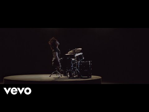 Youtube: Lenny Kravitz - Low (Official Video)