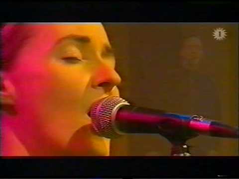 Youtube: Lisa Gerrard & Pieter Bourke "Sacrifice"