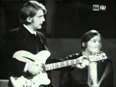 Youtube: The Byrds -Mr Spaceman( studio TV 1966)