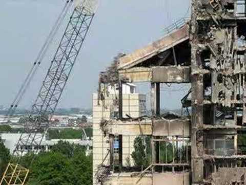Youtube: Demolition of TU Delft Architecture - Partial collapse